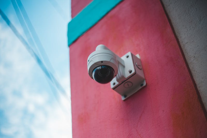 Wireless vs Wired Security Cameras